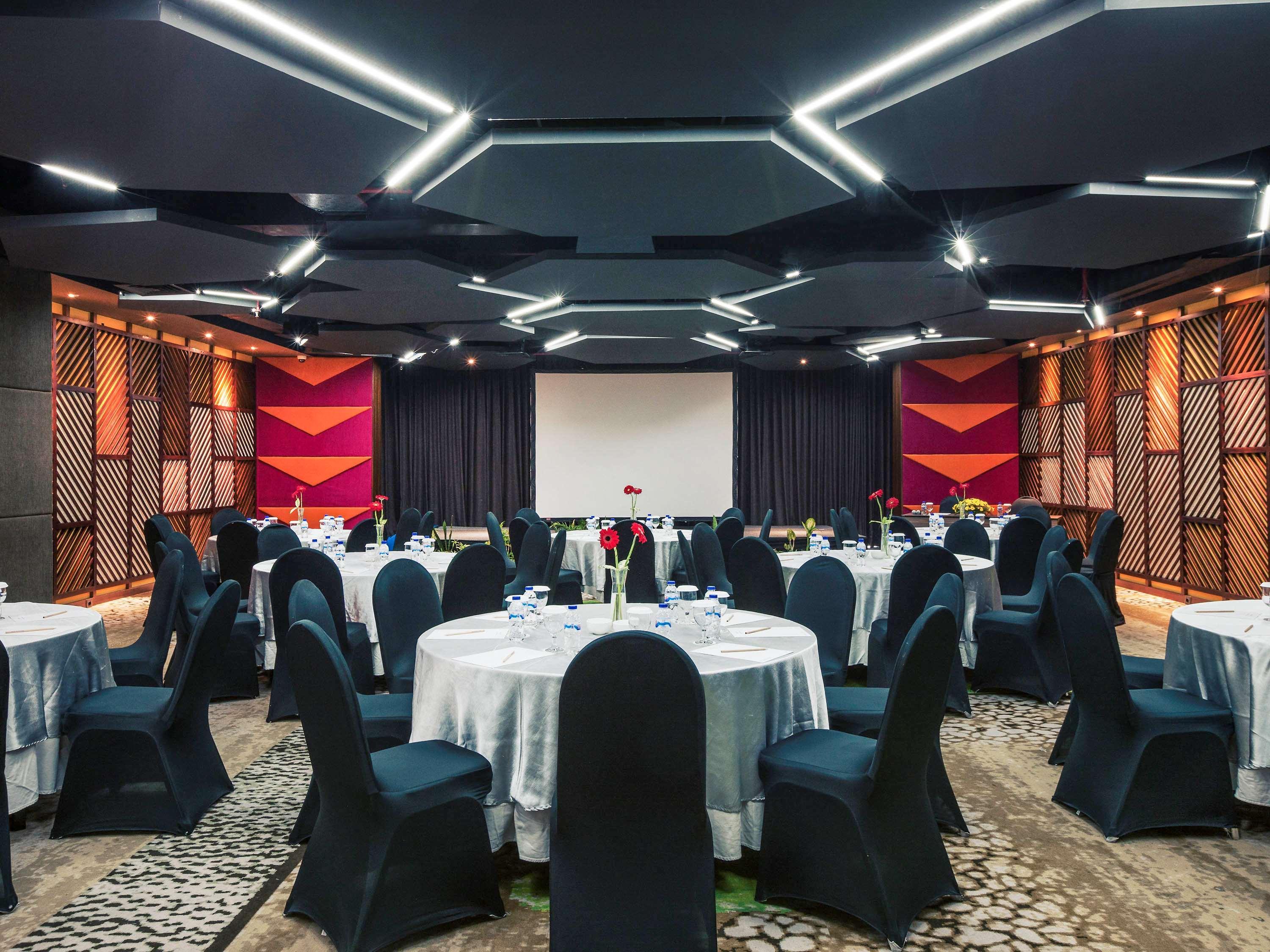 Mercure Surabaya Exteriör bild