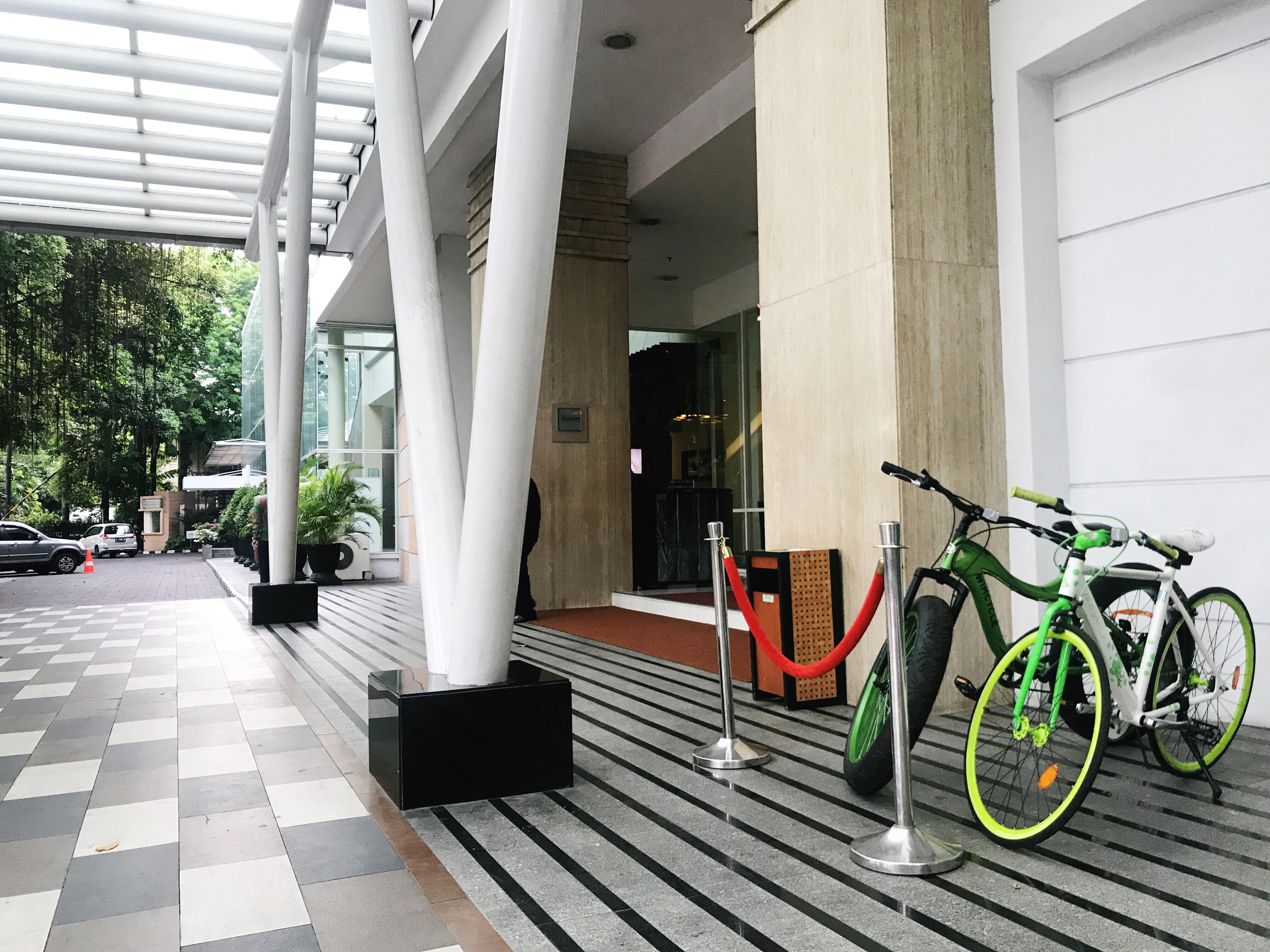 Mercure Surabaya Exteriör bild