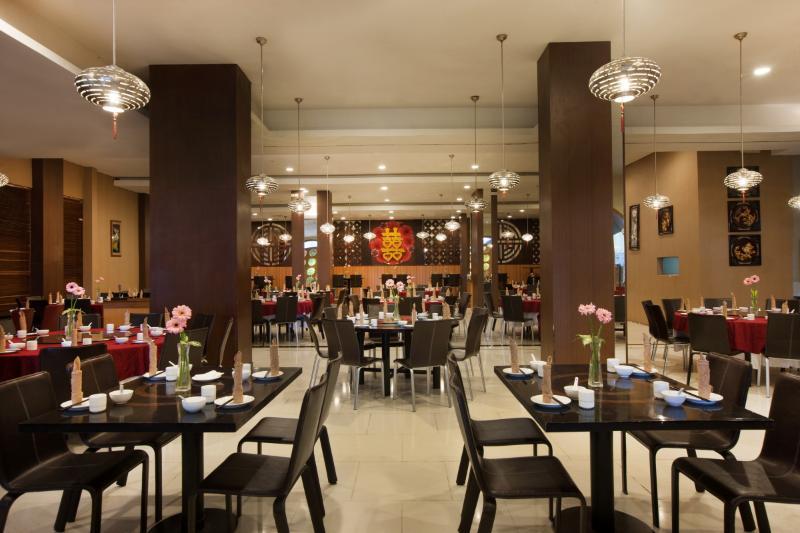 Mercure Surabaya Exteriör bild